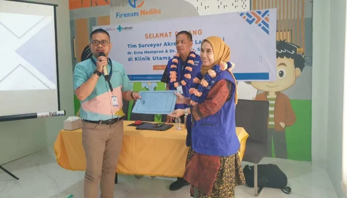 Tim Surveyor Akreditasi Lafkespri Kunjungi Klinik Utama Firanum Medika