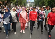Pj Ketua TP PKK Sulsel Senam Bareng Warga di CFD Sudirman