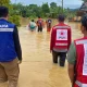 Bencana Banjir-Longsor di Sulsel, PMI Turunkan Bantuan Hingga Relawan Bantu Evakuasi Warga