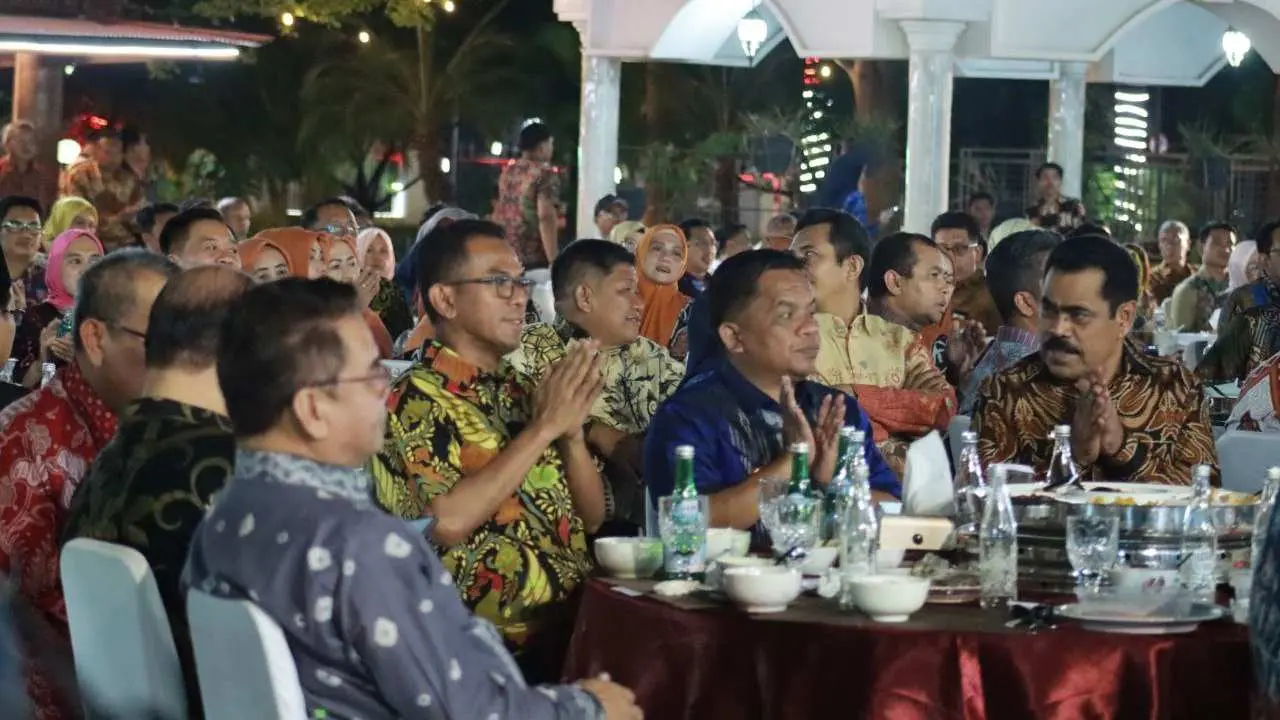 Dr Setiawan Aswad Hadiri Silaturahmi Pj Gubernur dengan Para Kepala Daerah se-Sulsel 2 Dr Setiawan Aswad Hadiri Silaturahmi Pj Gubernur dengan Para Kepala Daerah se-Sulsel