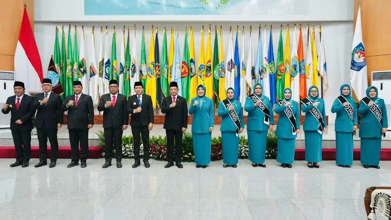 Tri Tito Karnavian Lantik Ninuk Triyanti Zudan Sebagai Pj Ketua PKK dan Pj Ketua Pembina Posyandu Sulsel