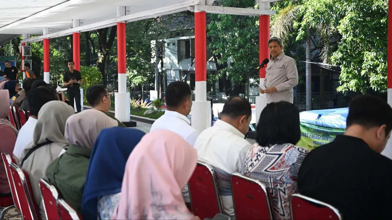 Pj Sekda Sulsel Lepas Bantuan Kemanusiaan OPD untuk Korban Bencana Banjir-Tanah Longsor