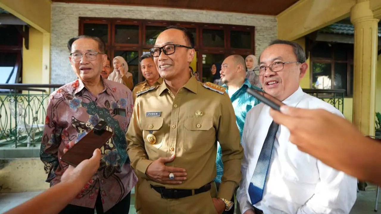 Prof Zudan Arif Silaturahmi ke Prof Basri Hasanuddin Diskusikan Pembangunan Sulsel
