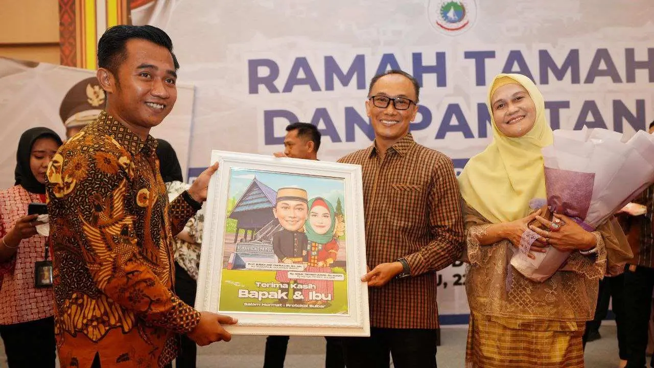Pj Gubernur Prof Zudan Arif bersama Istri hadiri Malam Ramah Tamah dan Pamit ke Pemprov Sulbar