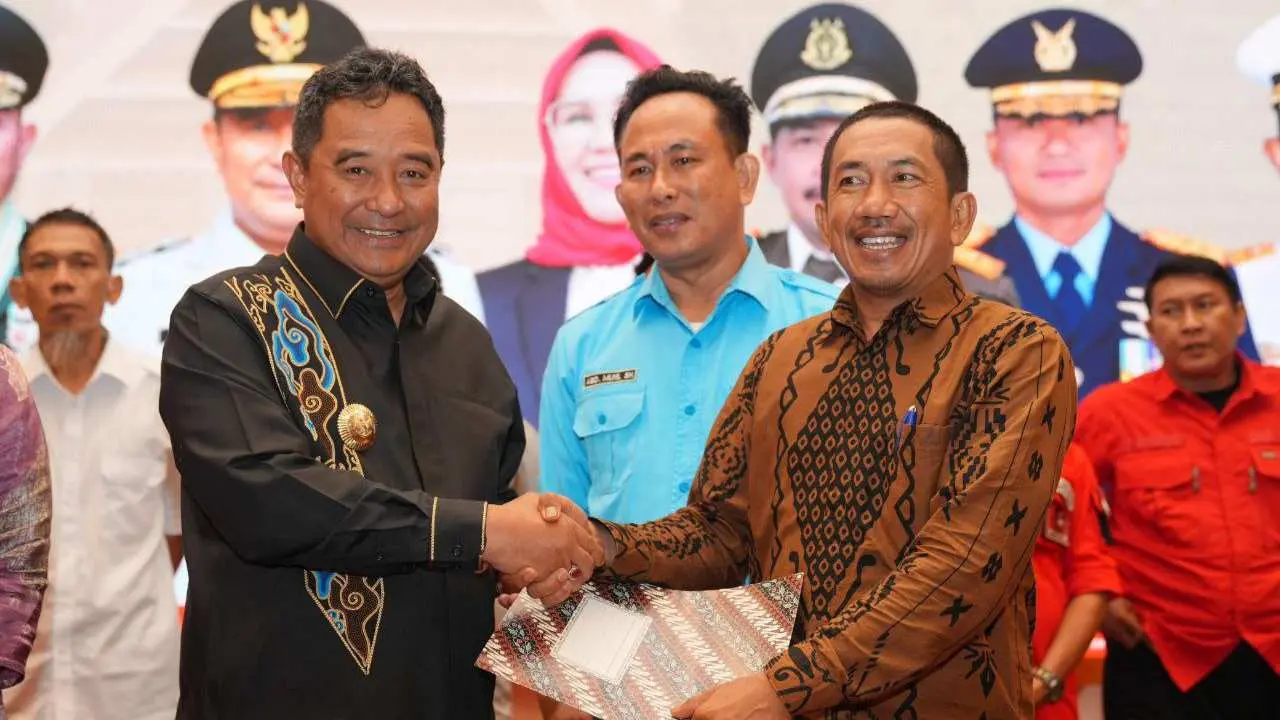 Silaturahmi dengan Perwakilan Buruh se-Sulsel, Pj Gubernur Bahtiar Paparkan Konsep Ekonomi Hijau-Biru untuk Tingkatkan Kesejahteraan