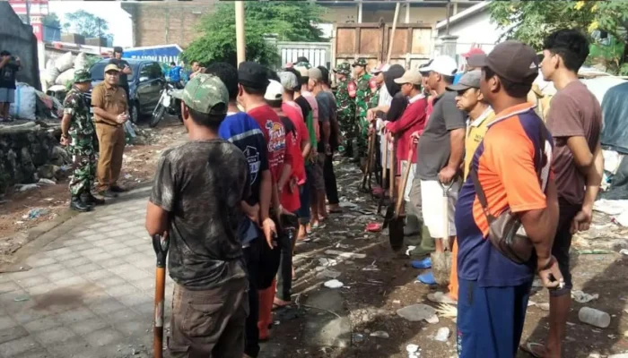 Koramil Manggala-Panakkukang Gelar Karya Bakti di Kelurahan Biring Romang