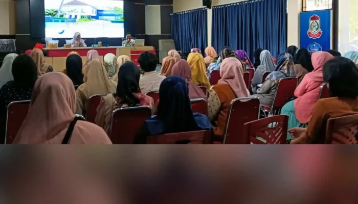 Dinkes Makassar Gelar Sertifikasi Penyuluhan Keamanan Pangan Industri Rumah Tangga