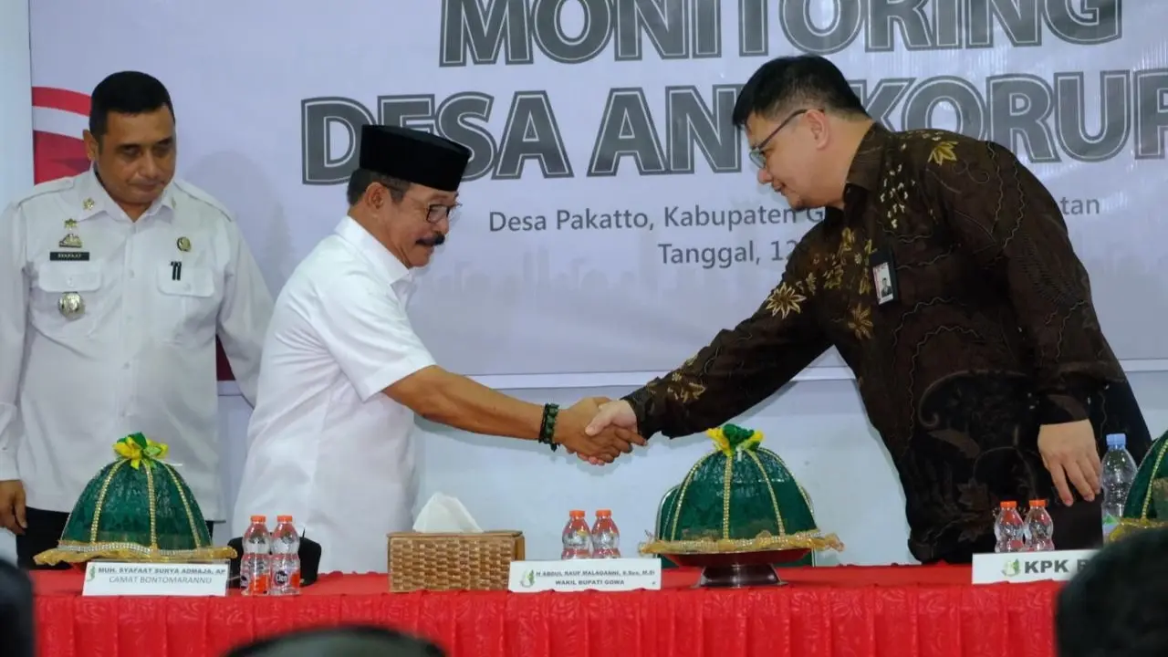 Wabup Gowa Terima Tim Monitoring KPK RI di Desa Pakkatto, Harap Seluruh Desa di Gowa Jadi Desa Anti Korupsi