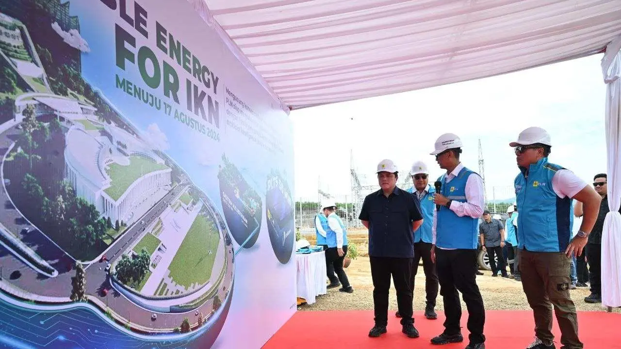Tinjau PLTS PLN, Menteri BUMN Pastikan Peringatan HUT RI di IKN Gunakan Listrik Hijau 3 Tinjau PLTS PLN, Menteri BUMN Pastikan Peringatan HUT RI di IKN Gunakan Listrik Hijau