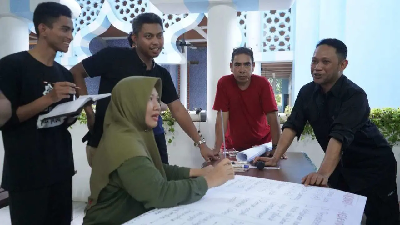 Tumbuhkan Budaya Tangguh Bencana, CSR KALLA Kenalkan Pendidikan Bencana di Lingkup Sekolah