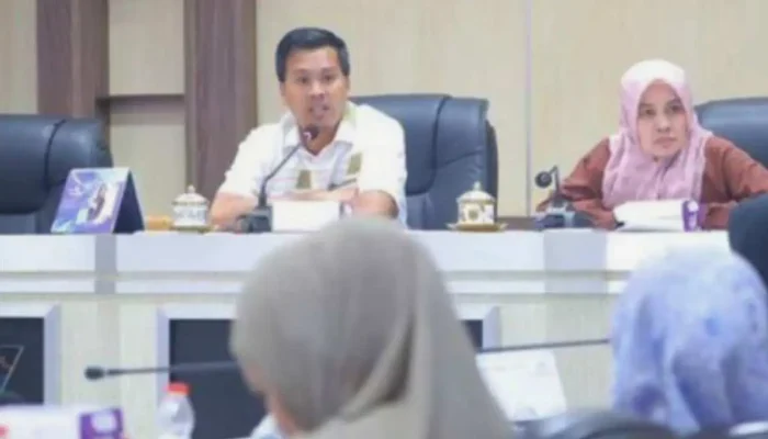 Pimpin Rapat Bamus, Nurhaldin Tekankan Pentingnya Koordinasi antar Anggota DPRD Kota Makassar