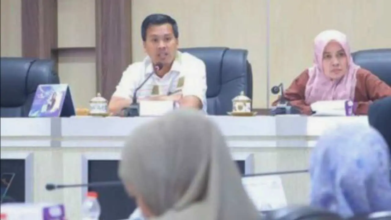 Pimpin Rapat Bamus, Nurhaldin Tekankan Pentingnya Koordinasi antar Anggota DPRD Kota Makassar