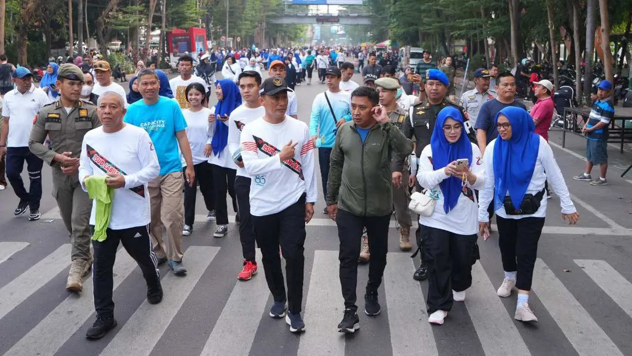 Jalan Santai Spesial HUT RSUD Labuang Baji, Pj Gubernur Prof Zudan: Layani Masyarakat dengan Semangat Terbaik