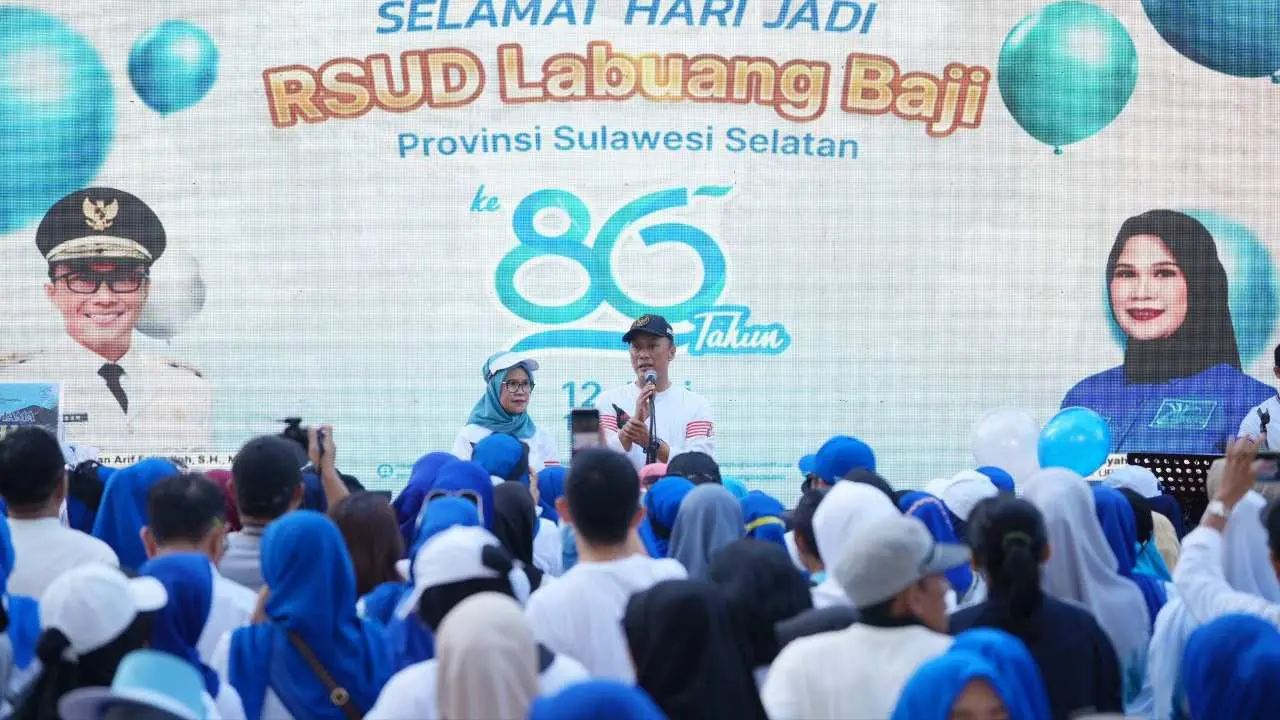 Jalan Santai Spesial HUT RSUD Labuang Baji, Pj Gubernur Prof Zudan: Layani Masyarakat dengan Semangat Terbaik
