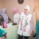 Diinisiasi Dinkes, Ketua TP PKK Indira Tinjau Pelayanan Posyandu di Kelurahan Bara-baraya
