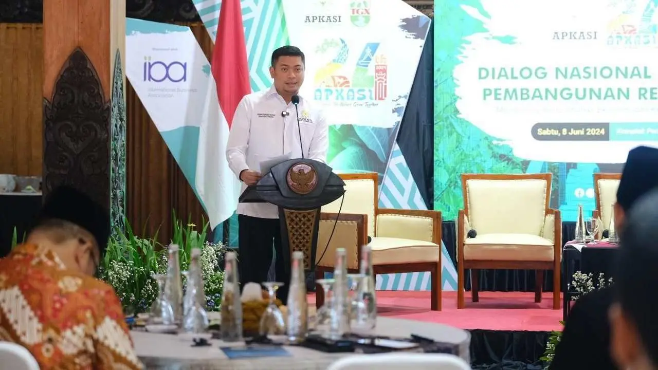 Adnan Ajak Para Bupati Bahas Pembangunan Rendah Karbon 2 Adnan Ajak Para Bupati Bahas Pembangunan Rendah Karbon