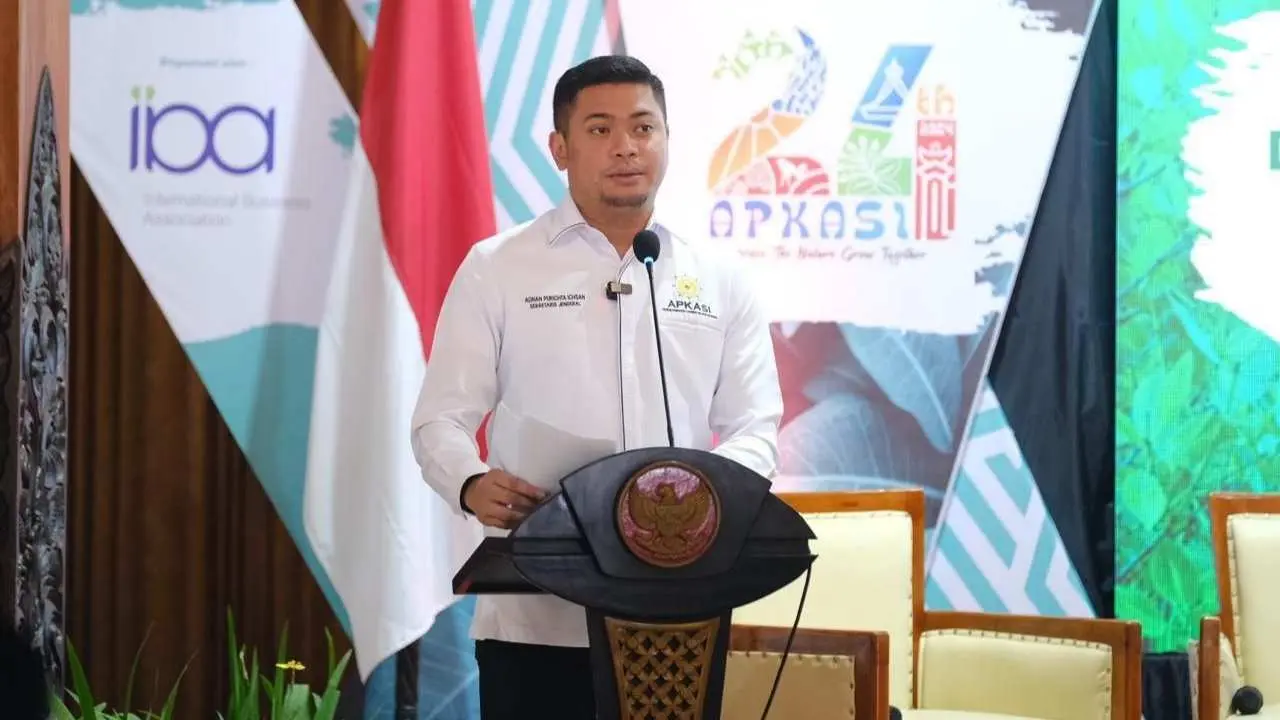 Adnan Ajak Para Bupati Bahas Pembangunan Rendah Karbon