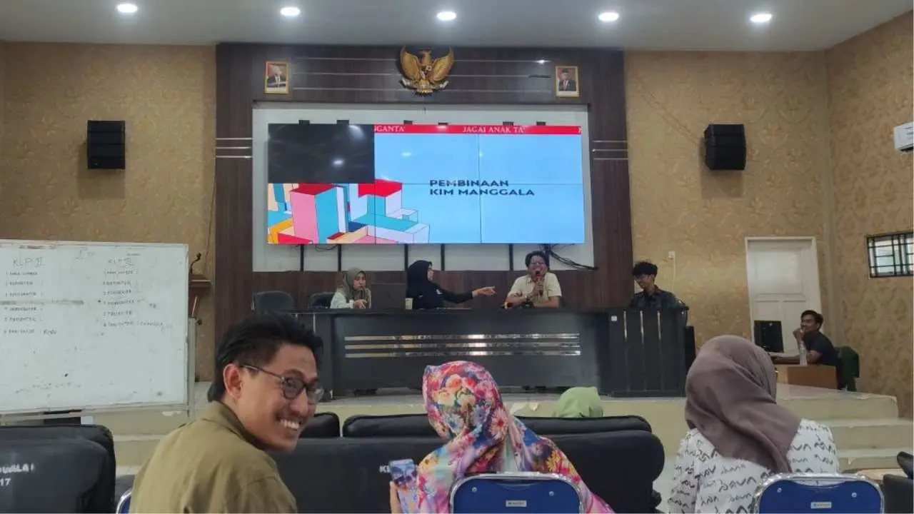 Puluhan Anggota Komunitas Informasi Masyarakat Kelurahan Manggala Belajar Jadi Konten Kreator 3 Puluhan Anggota Komunitas Informasi Masyarakat Kelurahan Manggala Belajar Jadi Konten Kreator