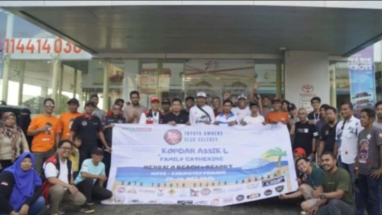 Didukung Kalla Toyota, TOC Celebes Sukses Gelar Touring dan Kopdar di Pantai Menralo