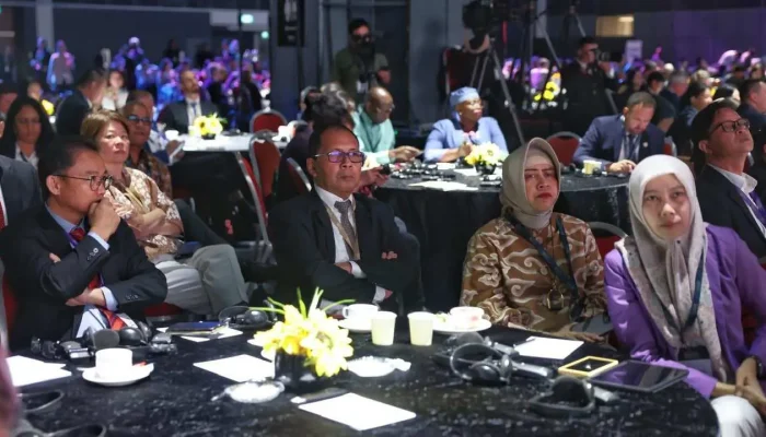 Danny Pomanto dan 93 Wali Kota Dunia Bahas Isu dan Tantangan Keberlanjutan Perkotaan di Singapura