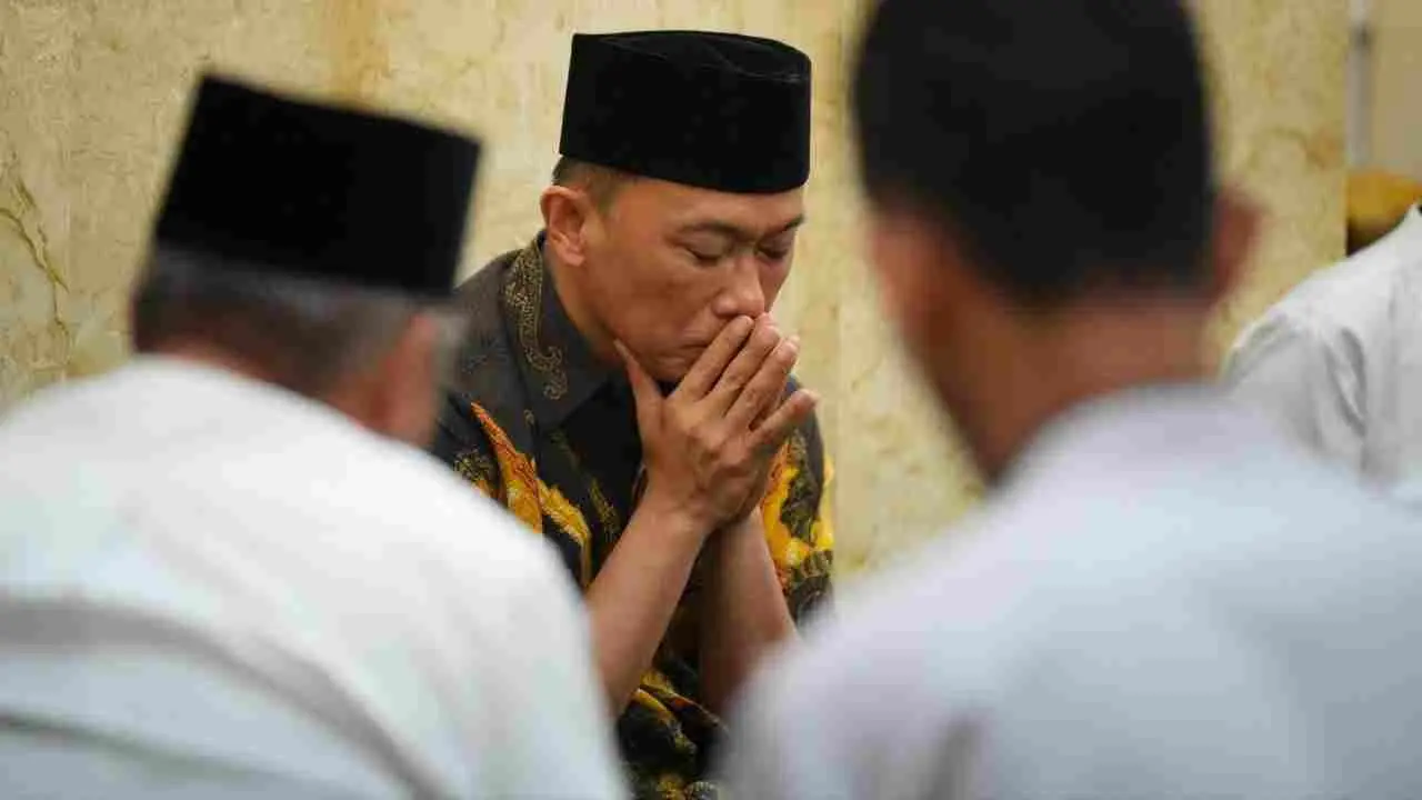 Rutin Dilaksanakan, Pj Gubernur Prof Zudan Pengajian Subuh & Ahad Gembira di Masjid Kawasan Kompleks Rujab