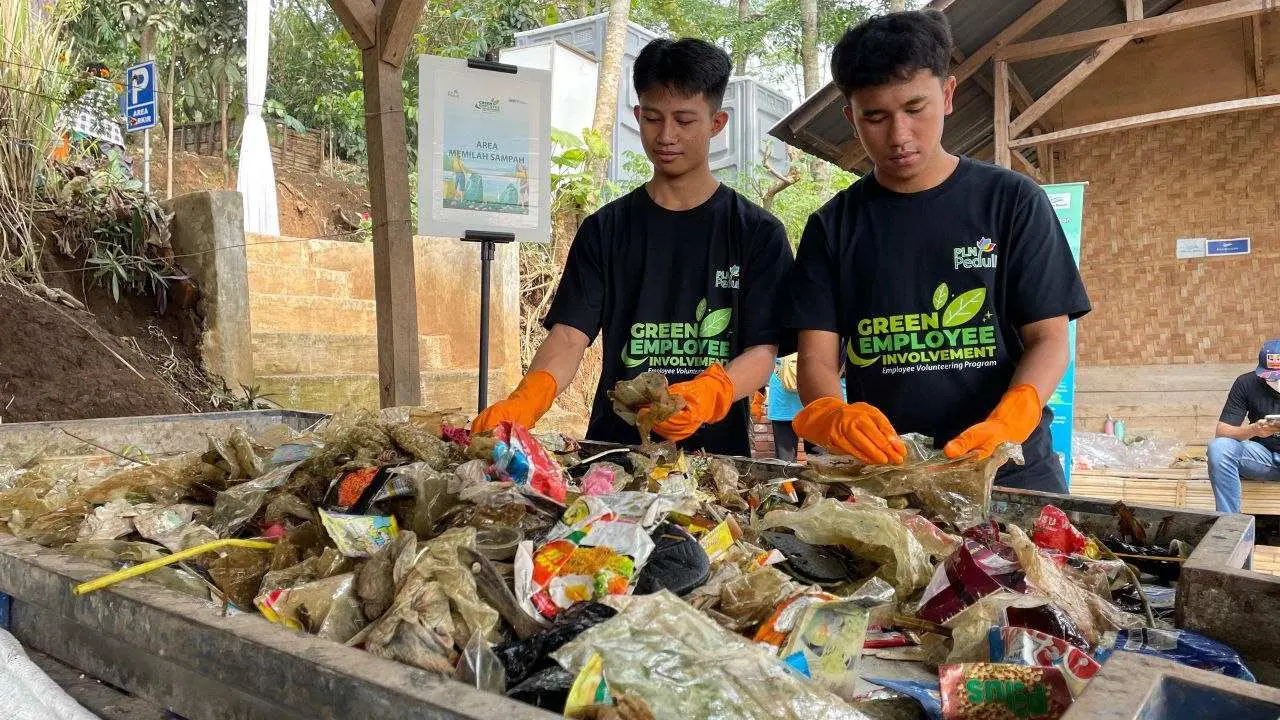 Peringati Hari Lingkungan Hidup Sedunia, PLN Gelar Aksi Bersih dan Olah Sampah di 54 Lokasi se-Indonesia