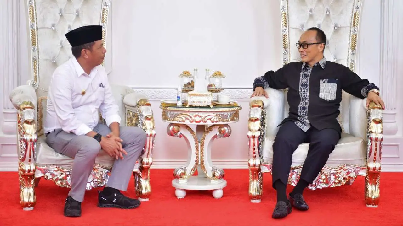 Pj Gubernur Tekankan Pentingnya Pembangunan Pendidikan dan Ekonomi Regional di Kota Parepare