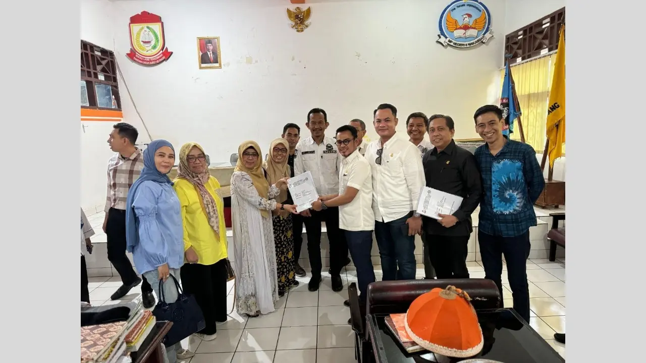 Komisi D DPRD Makassar Kunjungi sejumlah SMP, Pastikan Kesiapan Hadapi Ajaran Baru