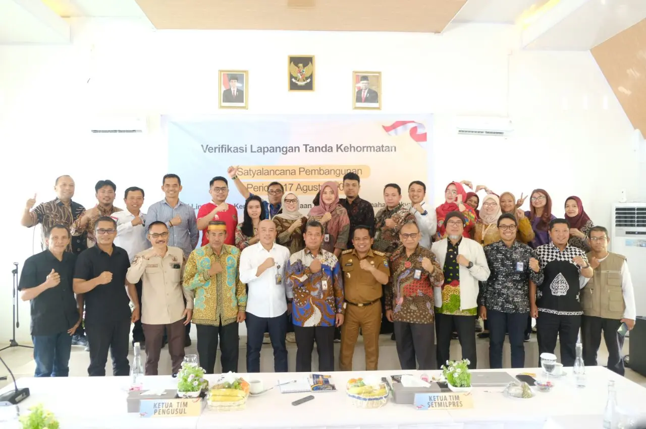 Pj Bupati Jeneponto & Direktorat Bendungan dan Danau KemenPUPR Bahas Perbaikan Jaringan Irigasi Induk Bendungan Karaloe 3 Pj Bupati Jeneponto & Direktorat Bendungan dan Danau KemenPUPR Bahas Perbaikan Jaringan Irigasi Induk Bendungan Karaloe