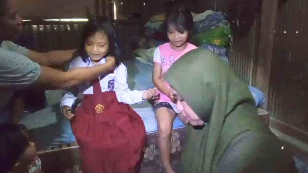 Andalan Sulsel Peduli dan AAS Community Berbagi Paket Perlengkapan Sekolah untuk Anak Yatim-Piatu & Dhuafa di Gowa 2 Andalan Sulsel Peduli dan AAS Community Berbagi Paket Perlengkapan Sekolah untuk Anak Yatim-Piatu & Dhuafa di Gowa