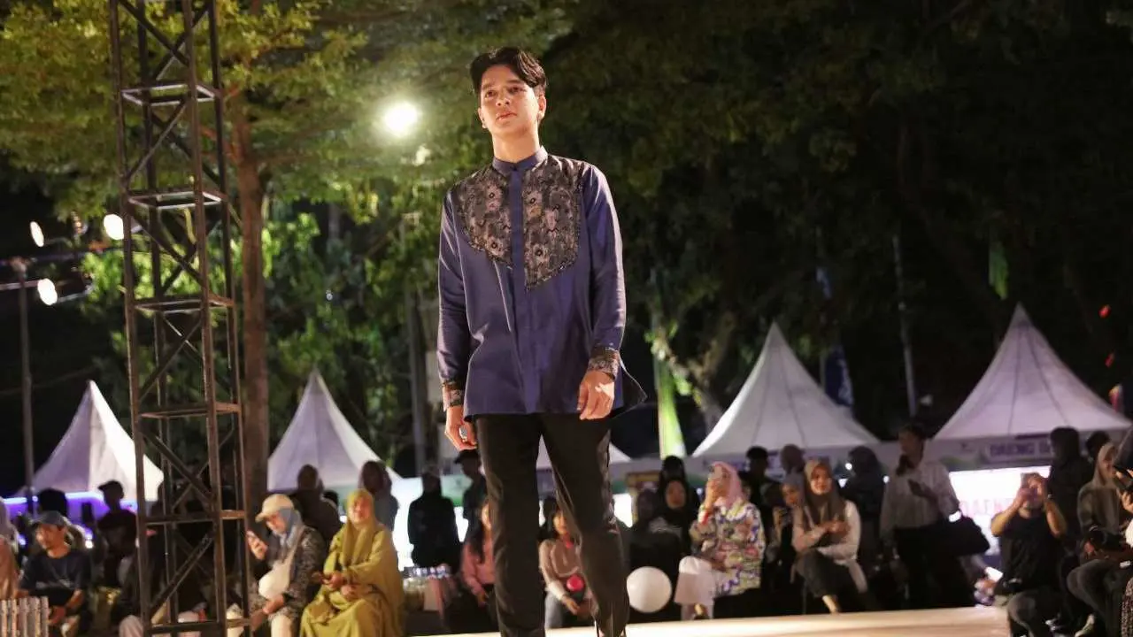 UMKM Butik Lokal Sulsel Tunjukkan Eksistensi dan Karyanya di Segmen Fashion F8 2 UMKM Butik Lokal Sulsel Tunjukkan Eksistensi dan Karyanya di Segmen Fashion F8