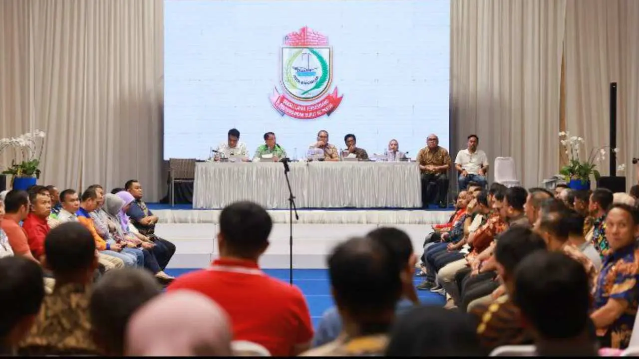 Kaban Kesbangpol Rapat Persiapan Festival F8 yang dipimpin Wali Kota Makassar