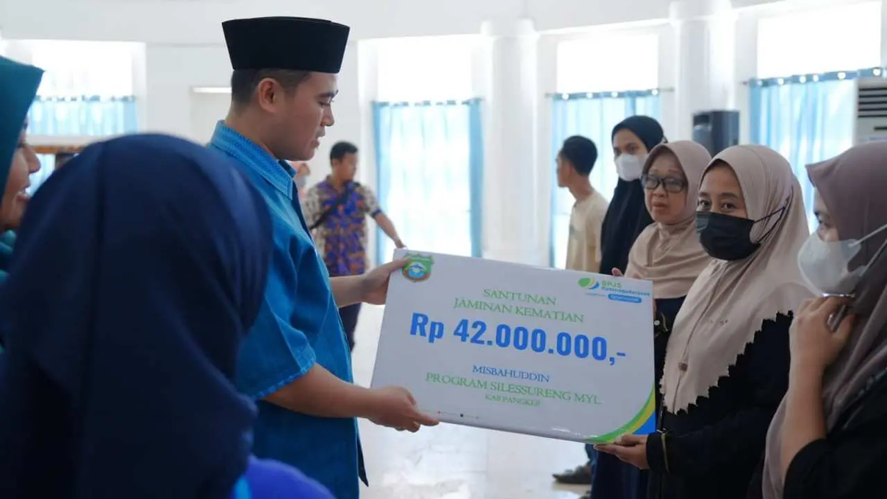Pemkab Pangkep Tanggung Iuran BPJS Ketenagakerjaan Pekerja Rentan dan THL