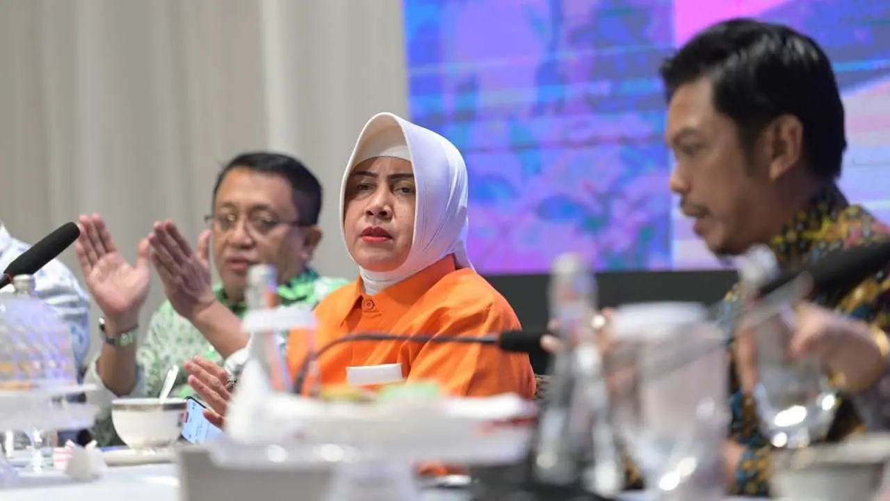 Juara Satu Provinsi, Indira Yusuf Ismail Pimpin Rapat Persiapan Lomba Kelurahan Terpadu Nasional
