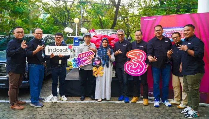 Terus Perluas Layanan ke Pelosok Perdesaan, Tri Apresiasi Retailer Outlet Melalui Program Tri Jagoan Outlet