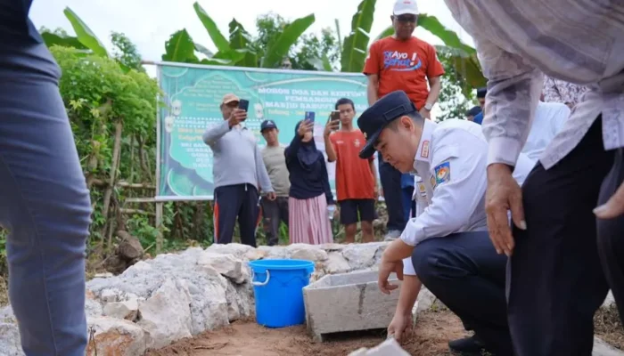 Bupati MYL Peletakan Batu Pertama Pembangunan Masjid Babuttaubah