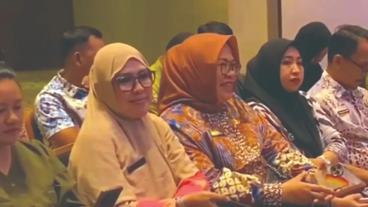 Sekdis Koperasi UKM Makassar Wakili Kadis Hadiri Forum Literasi Digital