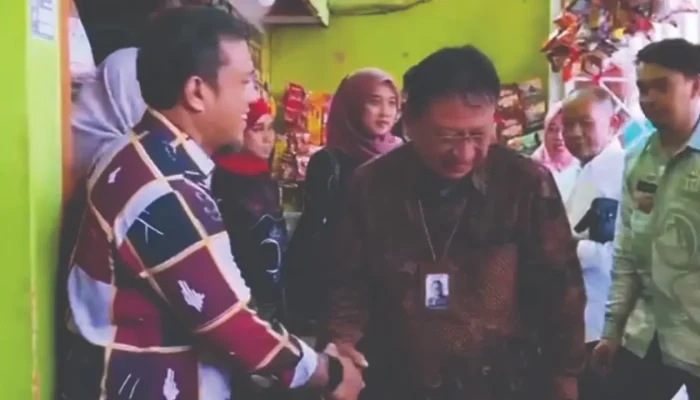 KadiskopUKM Kota Makassar Sambut Tim Verifikator Lomba Kampung KB Tingkat Nasional