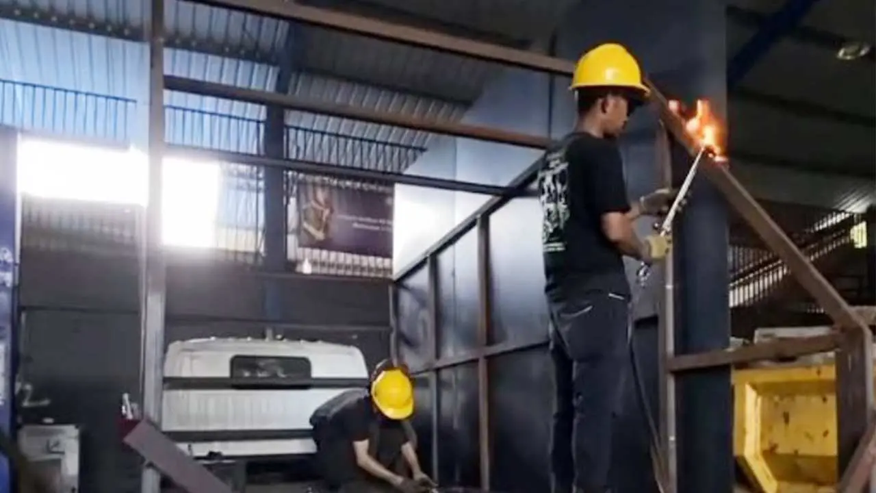 UPT Perbengkelan dan Pengelolaan Alat Berat Dinas PU Tangani Hingga 25 Kendaraan Perhari