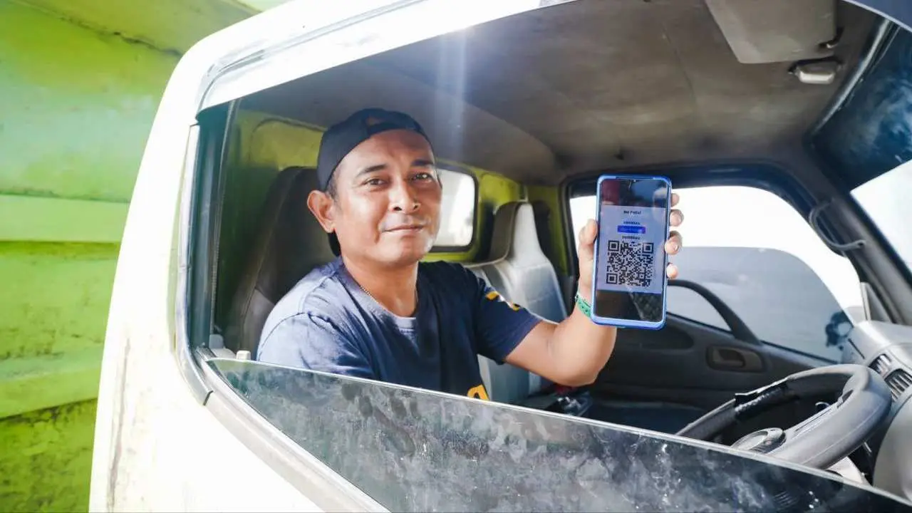 Dukung Program Pemerintah Salurkan Subsidi Tepat, Registrasi QR Pertalite di Sulawesi Capai 235 Ribu Pendaftar 2 Dukung Program Pemerintah Salurkan Subsidi Tepat, Registrasi QR Pertalite di Sulawesi Capai 235 Ribu Pendaftar
