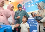 Kadinkes Dampingi Ketua TP PKK Makassar Resmikan Dimulainya PIN di Makassar