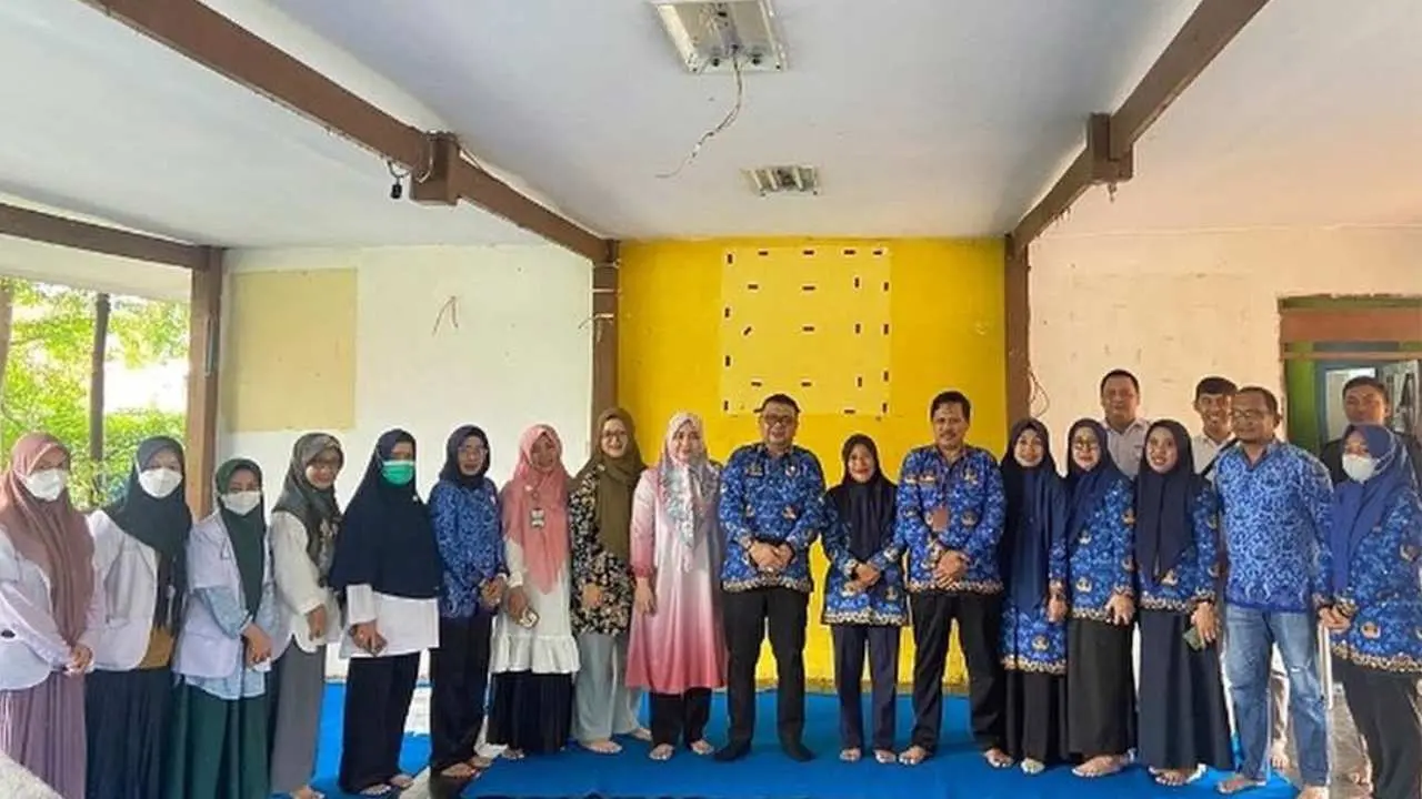 Plt Kadis PPKB Makassar Tinjau Pelaksanaan Skrining Stunting di Kel. Sambung Jawa