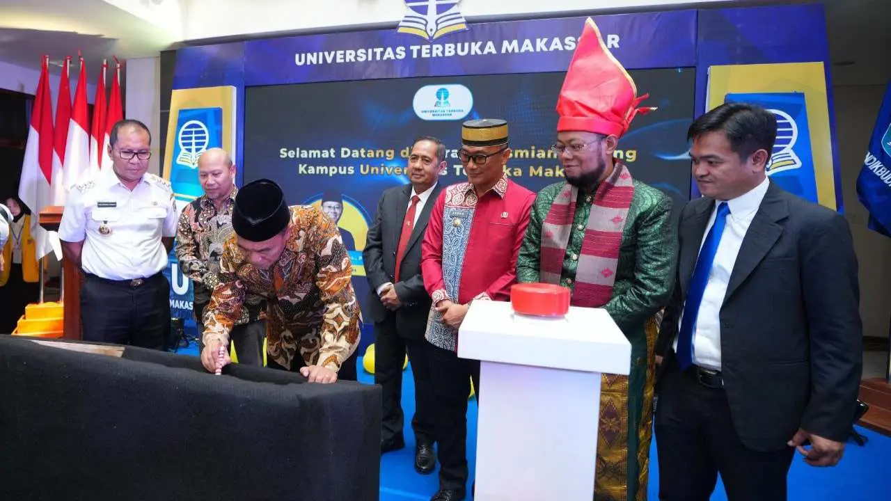 Wakili Mendagri, Prof Zudan Arif Hadiri Peresmian Gedung Universitas Terbuka Makassar 2 Wakili Mendagri, Prof Zudan Arif Hadiri Peresmian Gedung Universitas Terbuka Makassar
