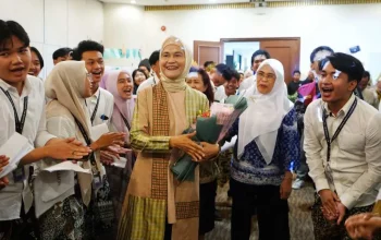 Buka Peningkatan Kapasitas Forum Anak Sulsel, Pj Ketua TP PKK Ajak Peserta Suarakan Gagasan dan Tunjukkan Potensi 7 Buka Peningkatan Kapasitas Forum Anak Sulsel, Pj Ketua TP PKK Ajak Peserta Suarakan Gagasan dan Tunjukkan Potensi