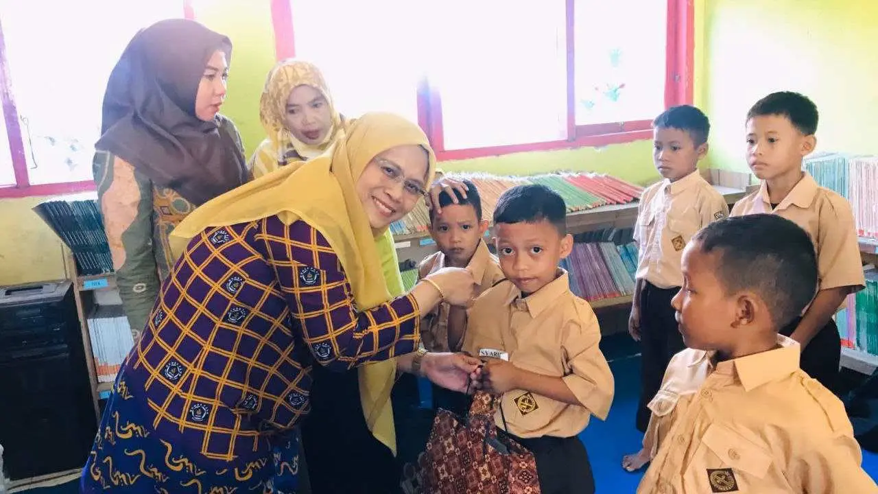 Bunda PAUD Takalar Pantau MPLS di SDN No. 7 Tala dan SD IT Wihdatul Ummah