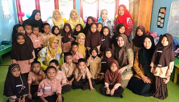 Bunda PAUD Takalar Pantau MPLS di SDN No. 7 Tala dan SD IT Wihdatul Ummah