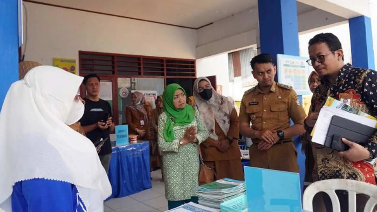 Plt Kadis PPKB Makassar Hadiri Penilaian Lomba Kampung Keluarga Berkualitas Tingkat Provinsi Sulsel