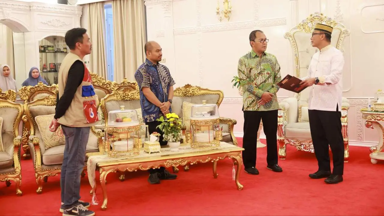 Danny Pomanto Antar Undangan F8 ke Pj Gubernur Sulsel