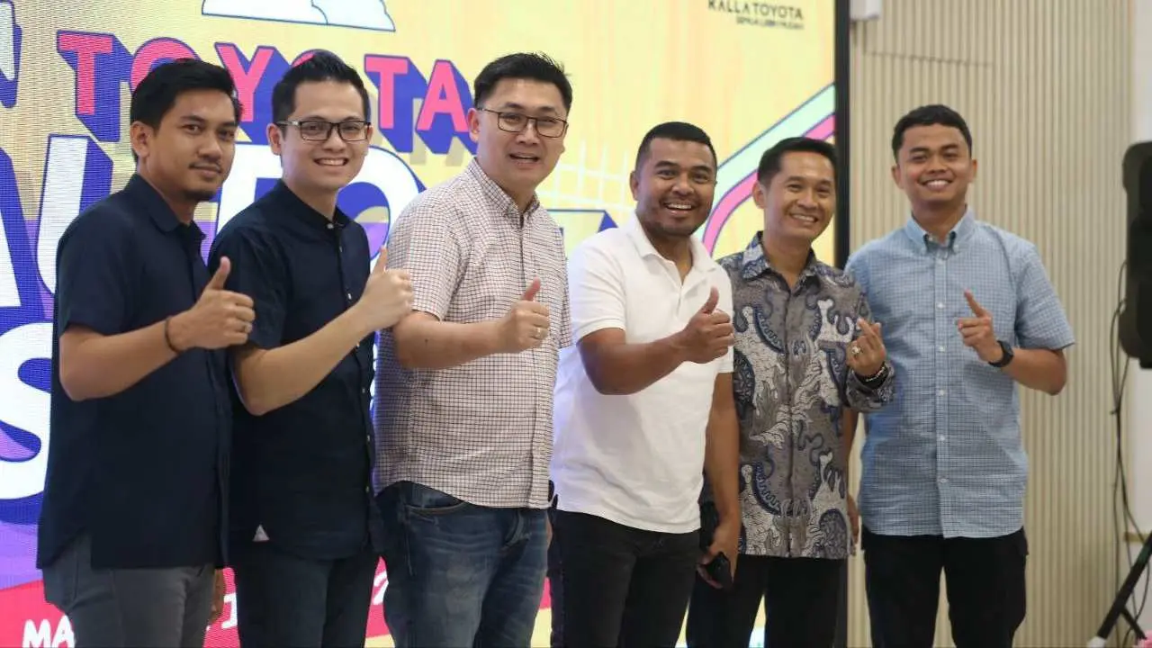 Kalla Toyota Hadirkan Promo GIIAS di Toyota Auto Show Makassar