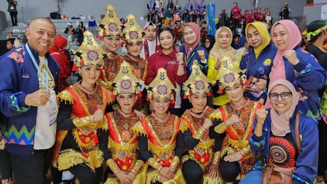 Pj Ketua TP PKK Apresiasi Tim Sulsel Raih Juara I Senam Kreasi Piala Ibu Negara 2024 2 Hebat, Provinsi Susel Meraih Juara 1 Lomba Nasional Senam Kreasi Piala Ibu Negara 2024